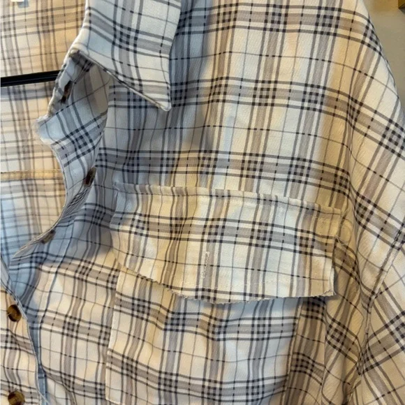 White and Gray Plaid Button Down Shirt 3X Overstitch Style. NWOT - Picture 4 of 5